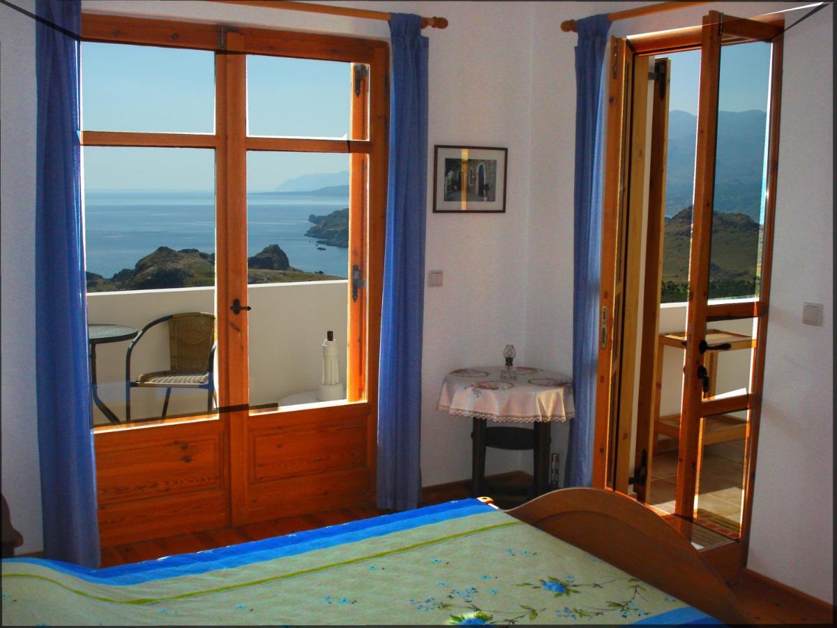 Venus Hill Studio With Private Pool By The Sea Hotel Damnoni Buitenkant foto